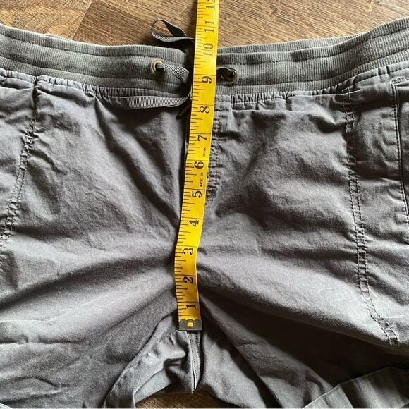 Eddie Bauer Shorts Pull On Grey 12 Cotton Athleisure - Picture 13 of 15